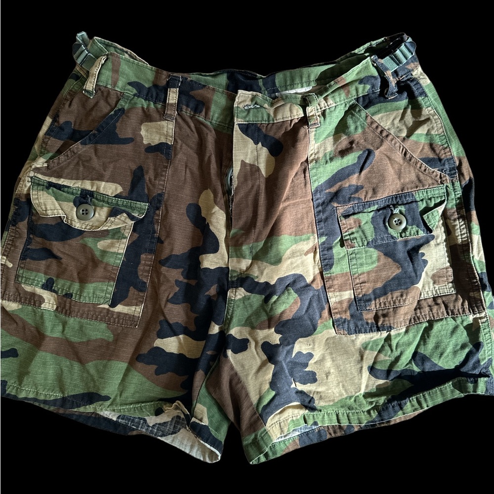 Army print shorts